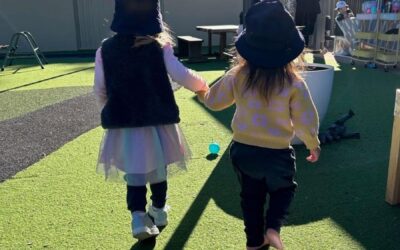 How do you help a child say sorry?